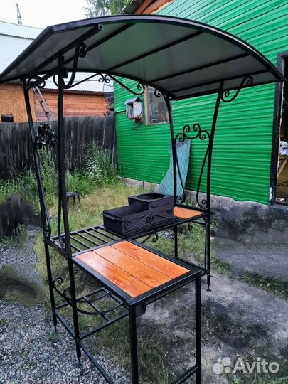 Классный мангал с крышей (навесом)