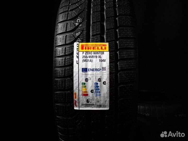 Pirelli P Zero Winter 255/45 R19 и 285/40 R19 96V