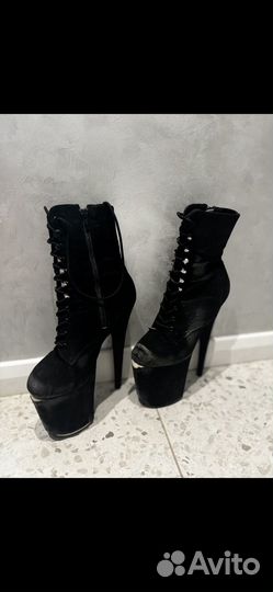Стрипы pleaser 37 тройки