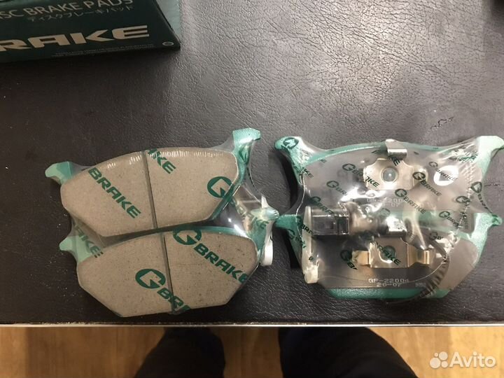 Тормозные колодки на skoda octavia a5 передние
