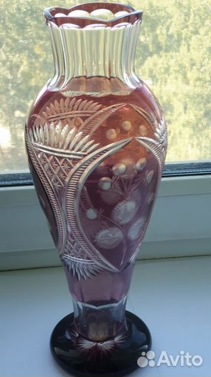 Ваза хрусталь марганцевое стекло