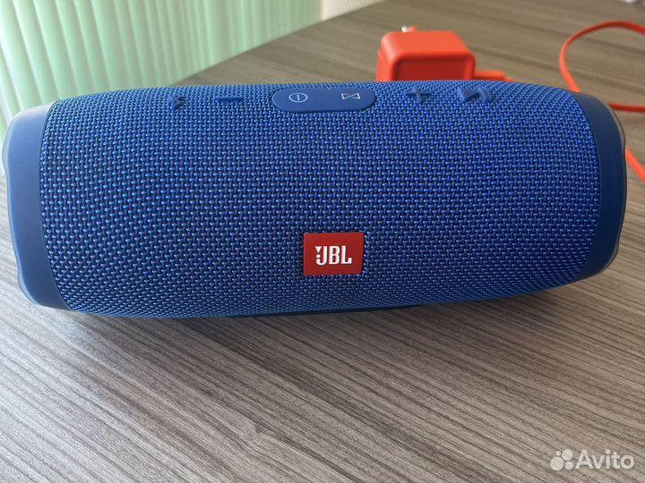 Колонка jbl charge 3