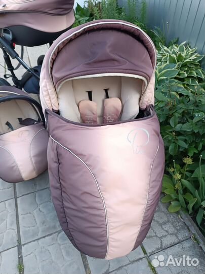 Коляска 3 в 1