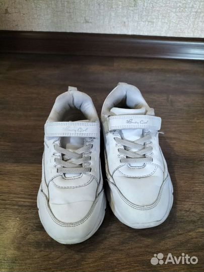 Кроссовки для девочки