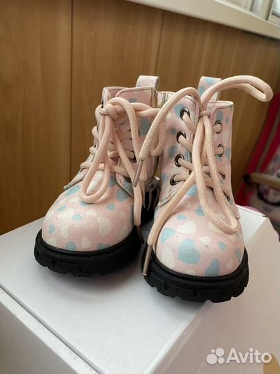 Сапожки для девочки