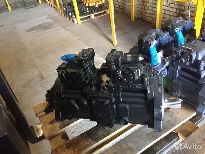 Гидравлический насос New holland E215B
