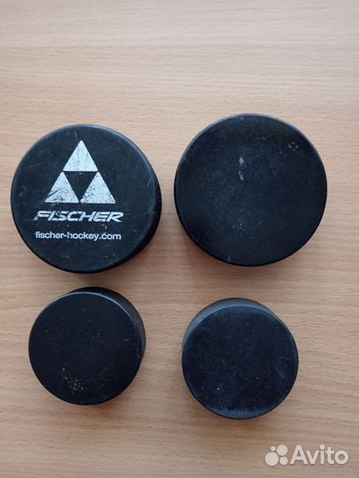 Шайба хоккейная бу