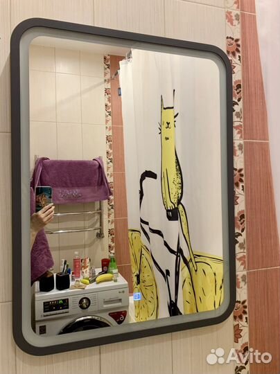 Зеркало с подсветкой для ванной