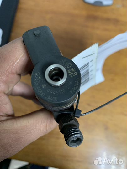 Форсунка 0445110256, 338002A400 Kia