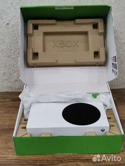 Игровая приставка Xbox series s