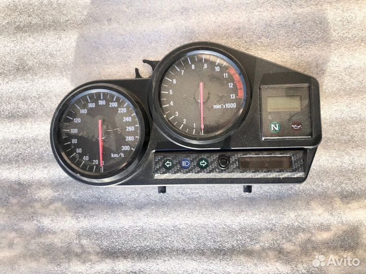 Honda CBR919RR Fireblade приборная панель