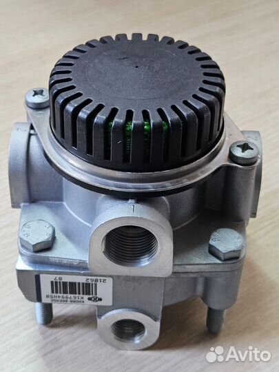 Клапан ускорительный Volvo Scania Iveco DAF