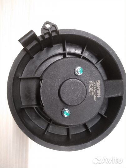 Моторчик печки Ниссан Кашкай J11 272264EM0A