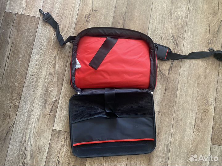 Защитная сумка для ноутбуку