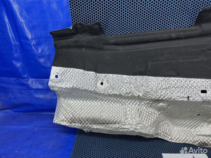 Экран тепловой тоннеля АКПП VW Touareg NF2/FL