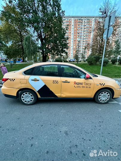 Nissan Almera 1.6 AT, 2018, битый, 240 000 км