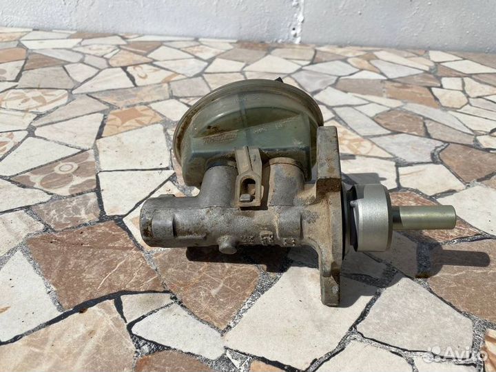 Главный тормозной цилиндр Chevrolet Niva 1.7 2004