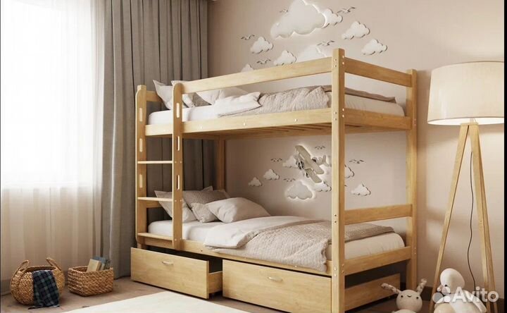 Детская двухъярусная кровать