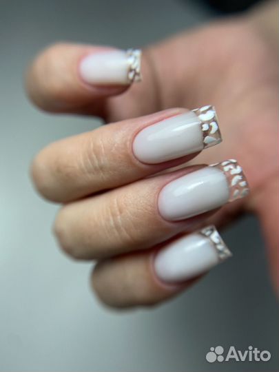Маникюр с покрытием. Всё включено, педикюр