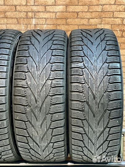 Nokian Tyres Hakkapeliitta R2 SUV 225/60 R17