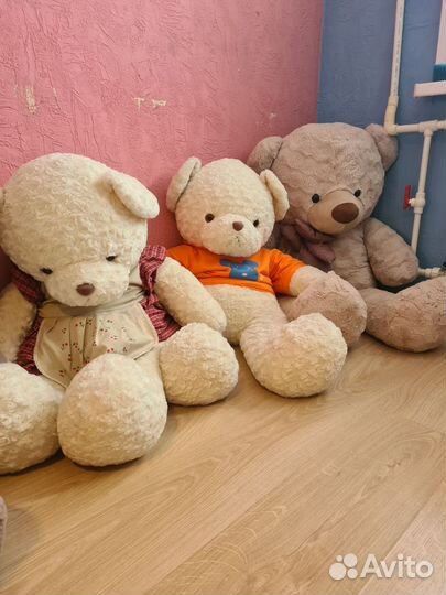 Большие плюшевые медведи