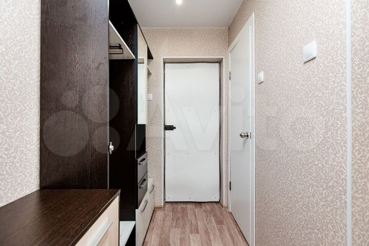 Комната 16 м² в 5-к., 1/3 эт.