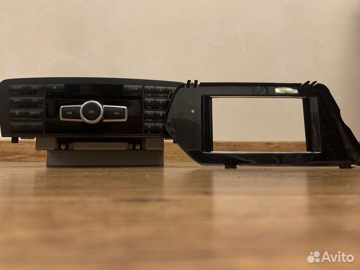 Головное устройство и рамка для Мерседес