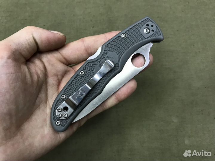 Складной нож Spyderco Endura 4 серый