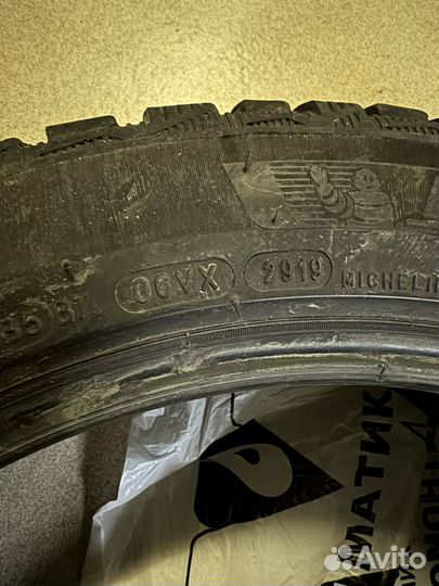 Michelin X-Ice North 4 SUV 245/45 R18 100