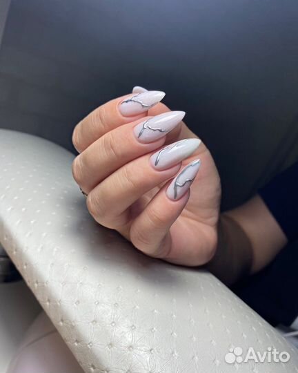 Мастер маникюра