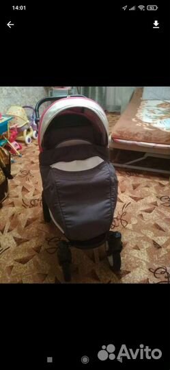 Прогулочная коляска