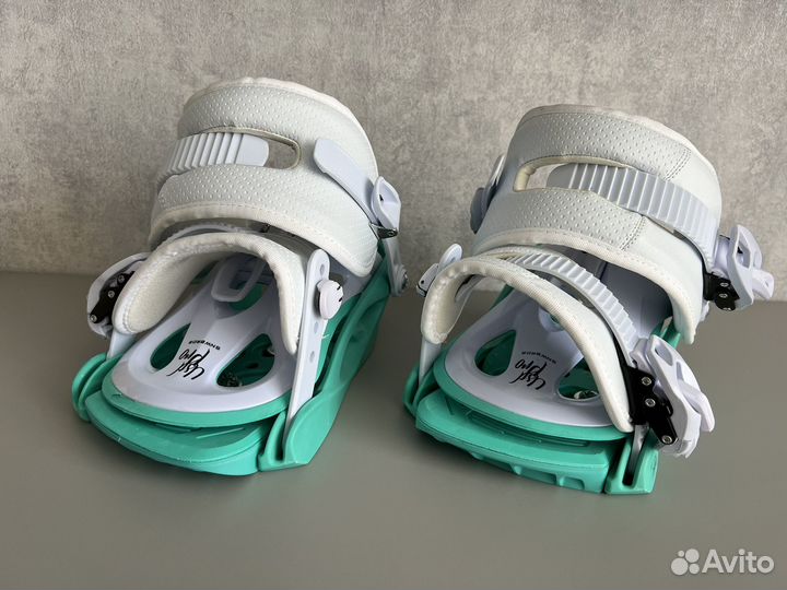 Женский сноборд 147 см + крепления для сноуборда