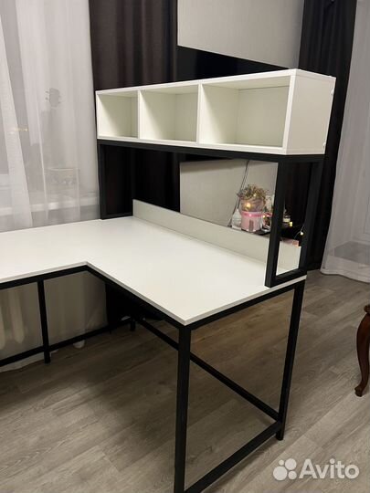 Стол угловой