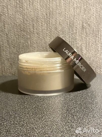 Laura Mercier пудра Translucent Loose Setting