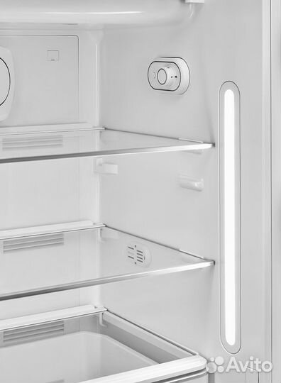 Холодильник Smeg FAB28rdmc5