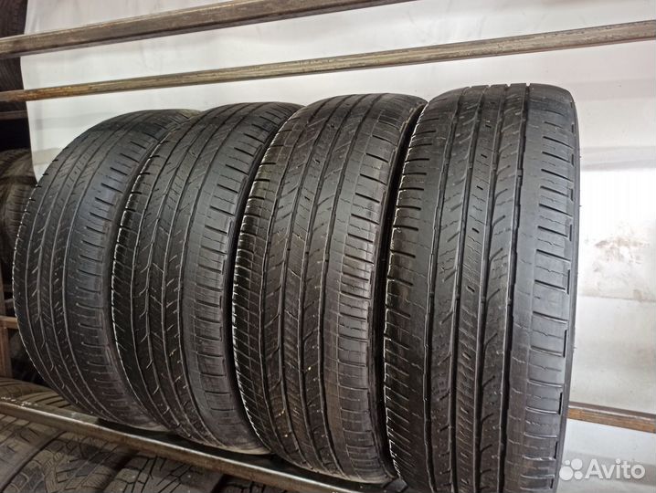 Bridgestone Dueler H/T 843 215/60 R17