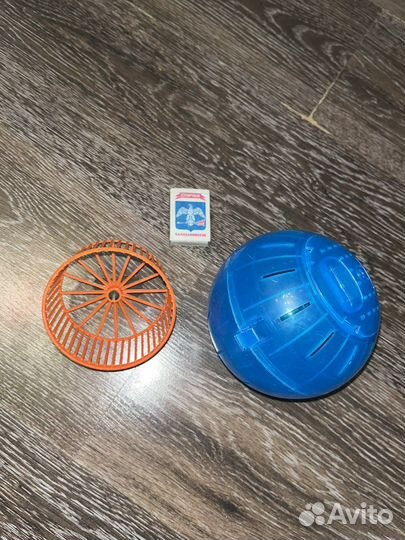 Колесо и прогулочный шар для хомяка