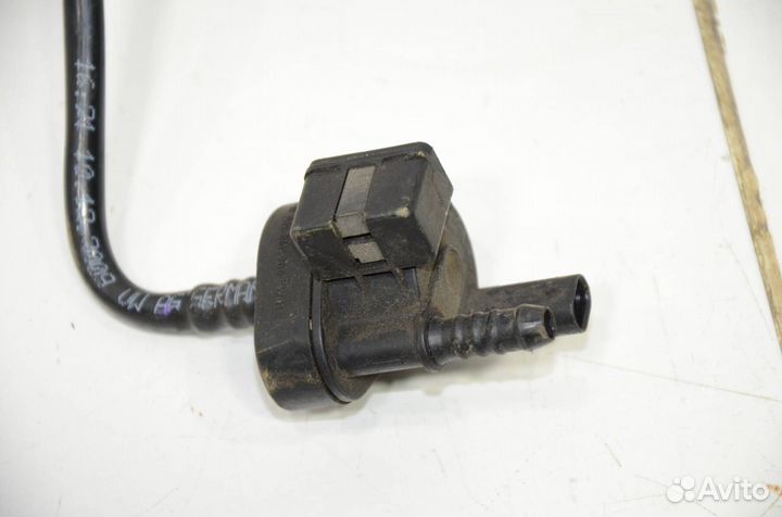 Клапан вентиляции топливного бака Volkswagen