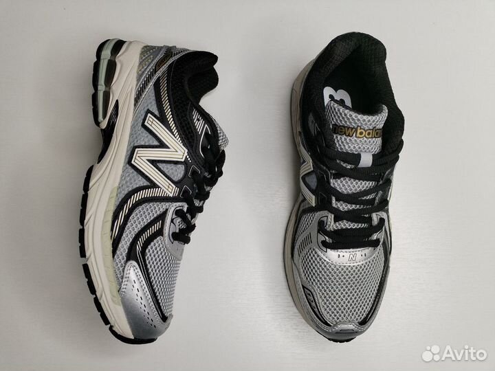 Кроссовки мужские New Balance