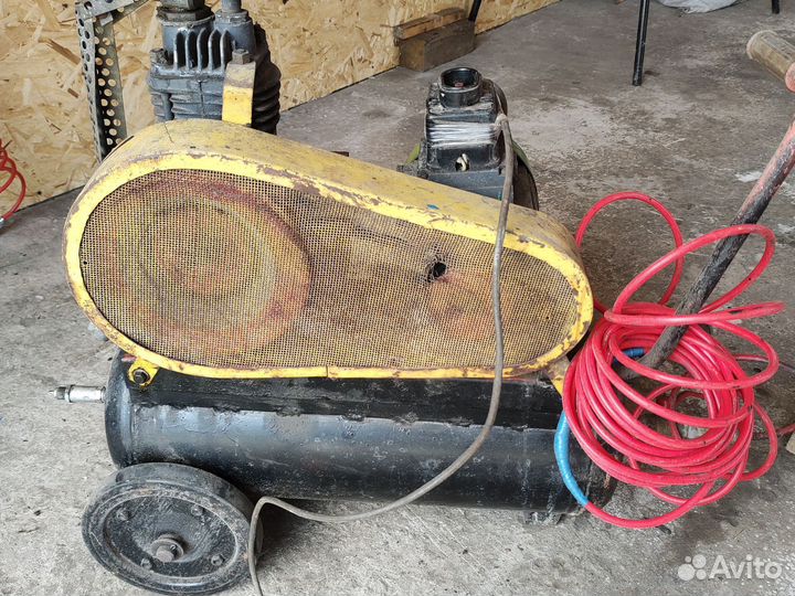 Воздушный компрессор