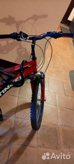 Велосипед городской красный подростковый