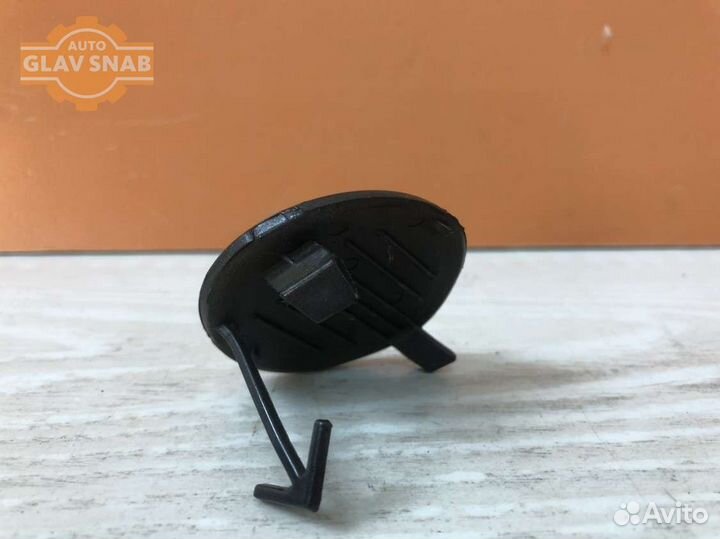 Заглушка в Бампер передний под крюк Kia Ceed