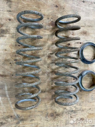 Задние пружины Нива 21213 Niva 21214 2121 3х двер