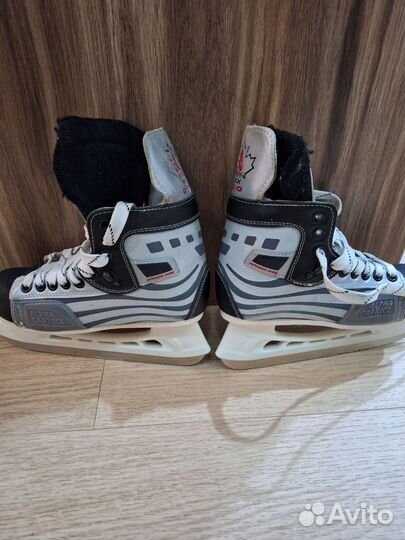 Коньки хоккейные 38 размер