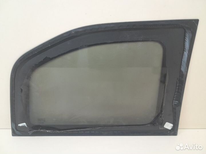 Стекло кузовное глухое левое Citroen Berlingo NEW