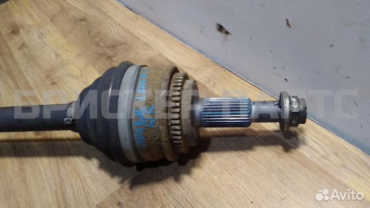Привод задний правый Ленд Ровер Дискавери 3