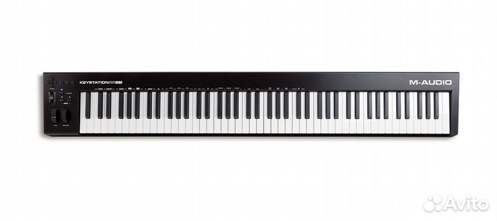 Midi клавиатура Novation Launchkey 88