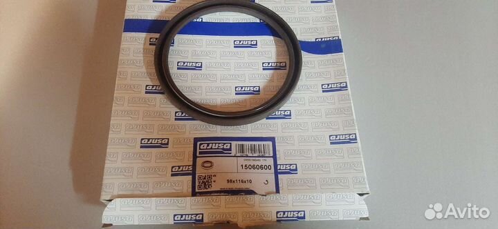 Сальник коленвала