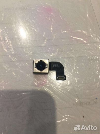 Телефон iPhone 7 разбор