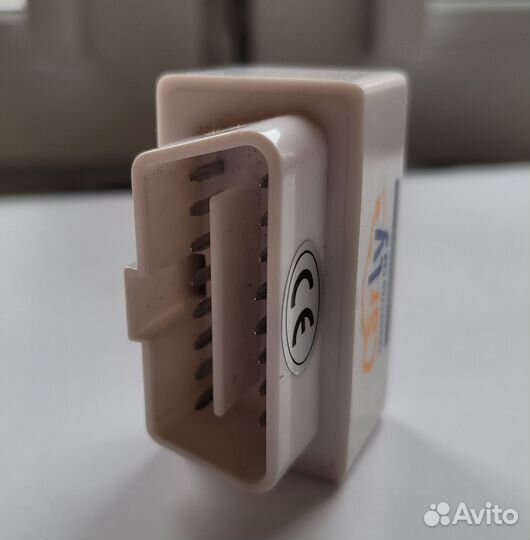 OBD2 Bluetooth адаптер Carly (generation 2)